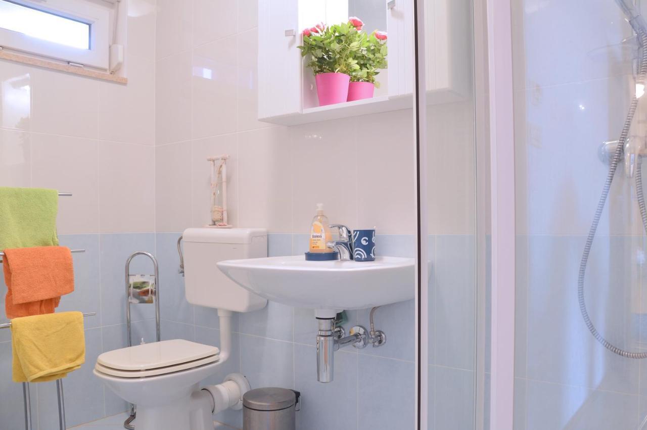 Apartment Silvija Sea View Умаг Екстериор снимка