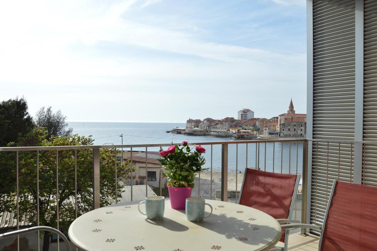 Apartment Silvija Sea View Умаг Екстериор снимка